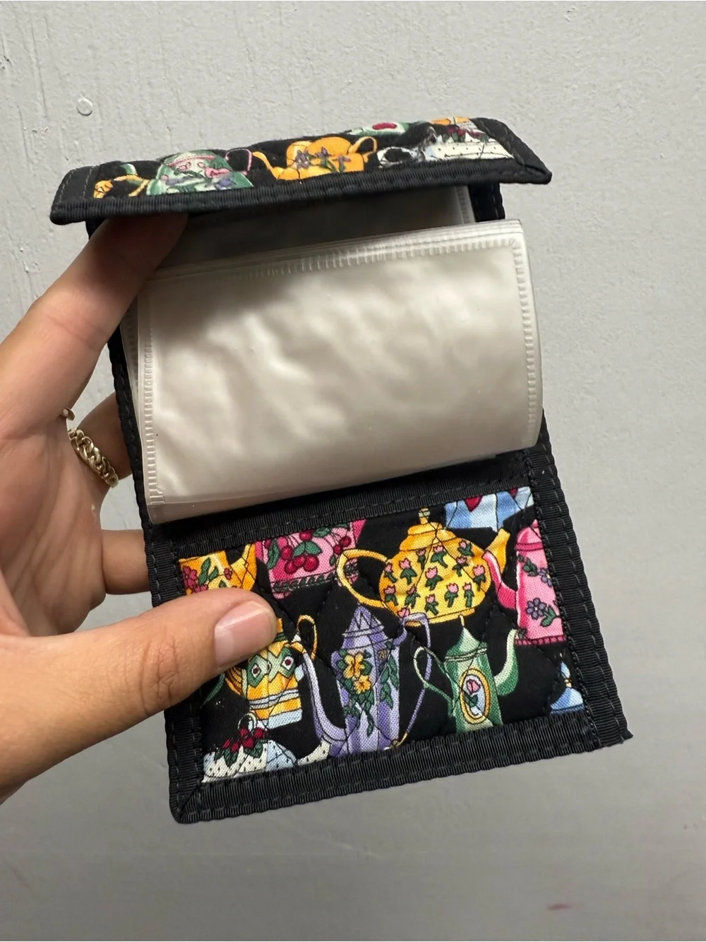 Vintage Larenda Wallet - Picture 4 of 4